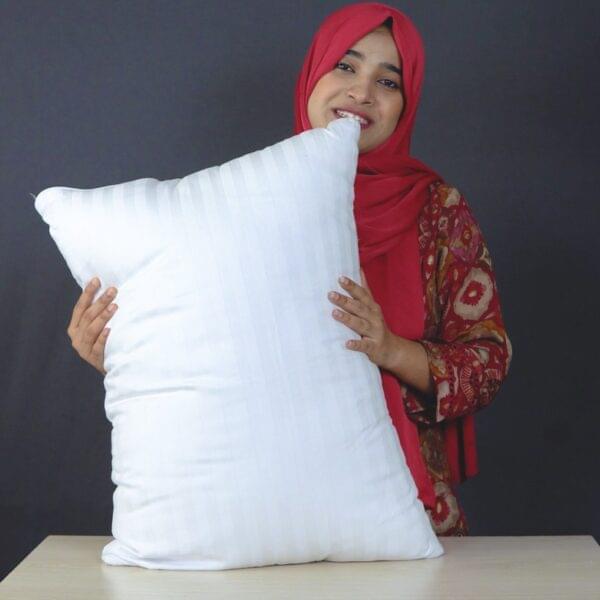 microfiber hotel quality pillow